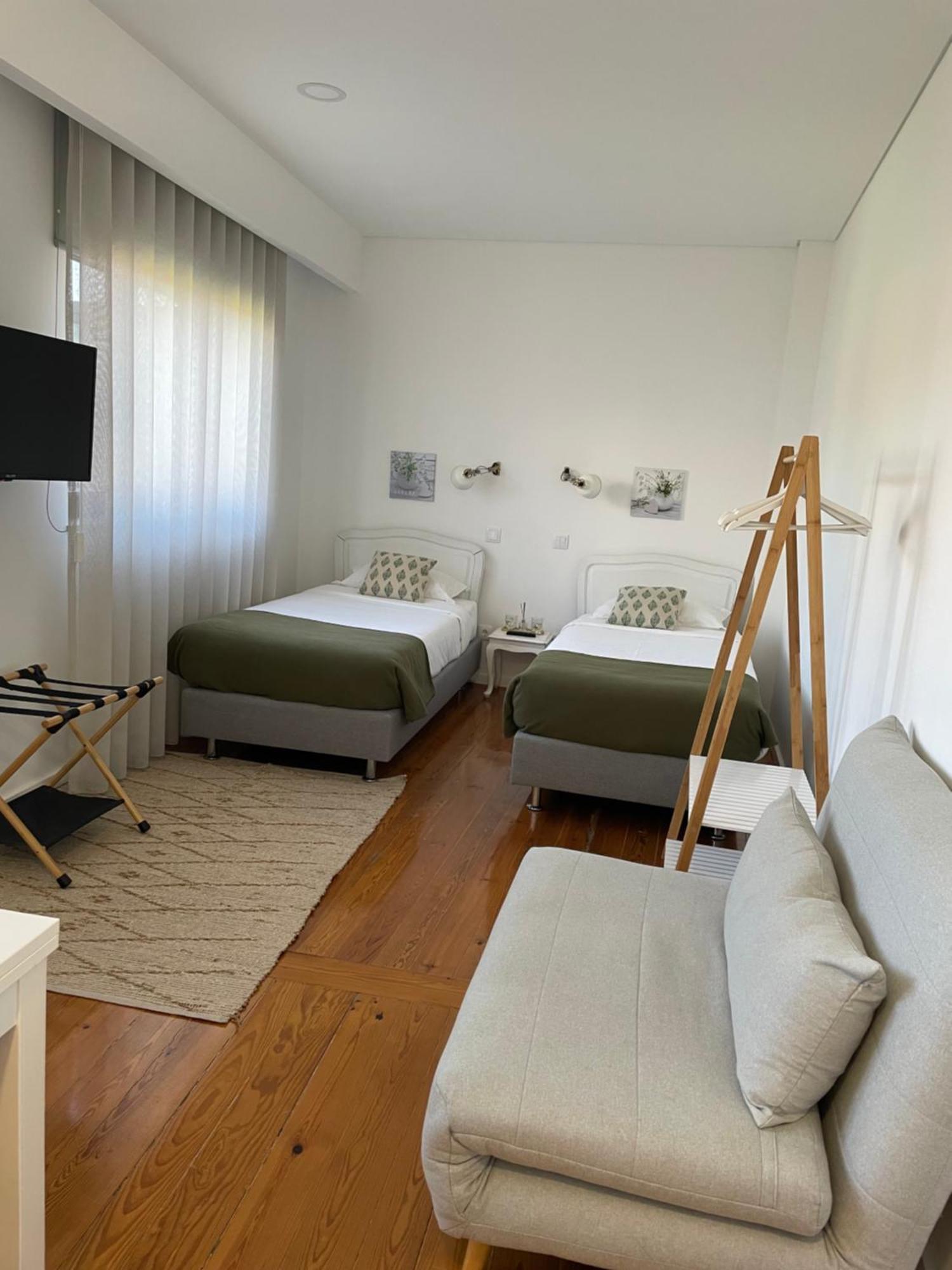 Botica Guesthouse إسبِنو المظهر الخارجي الصورة